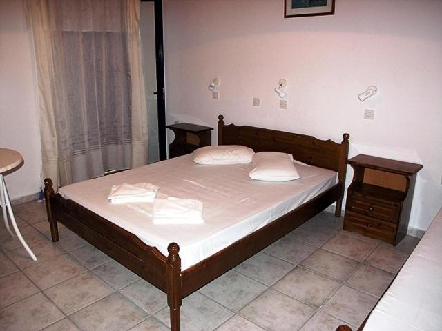 Flisvos Apartments Frangocastelo Room photo